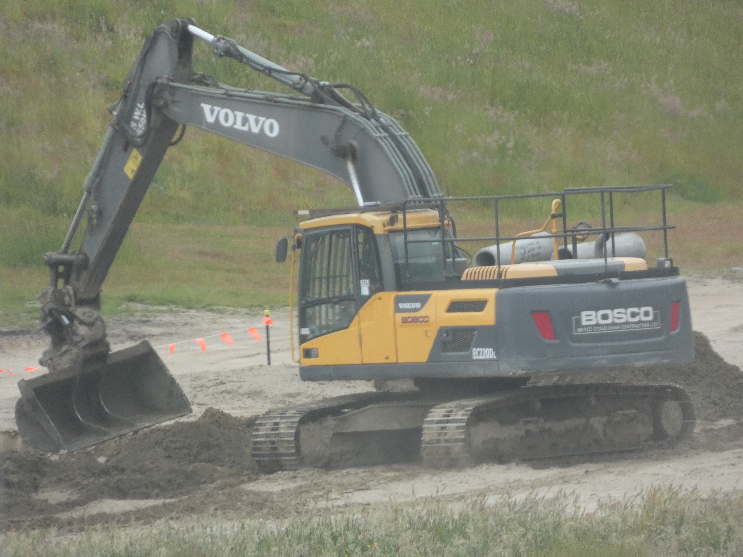 Volvo Ec220dl