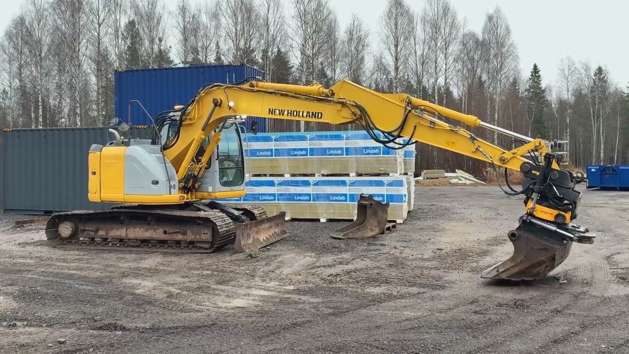 New Holland E 135b
